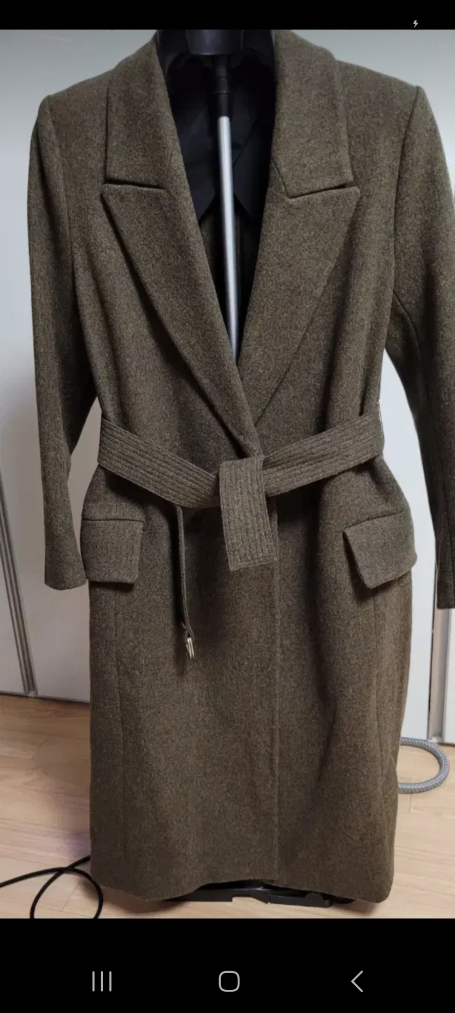 LA Project의 롱 코트입니다