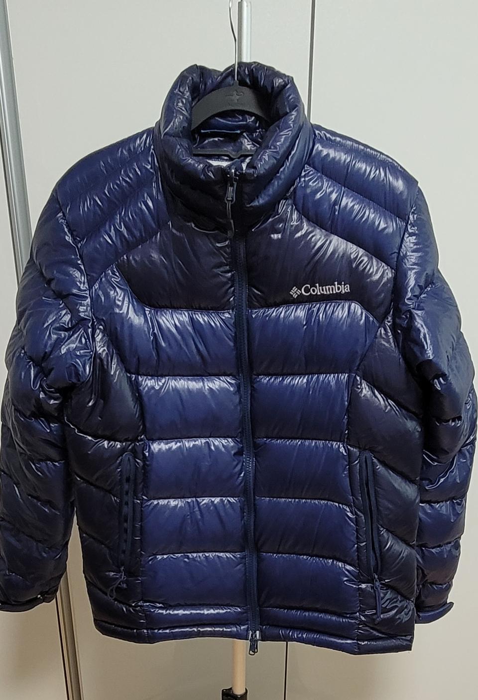 컬럼비아 남성 경량 패딩 M 사이즈