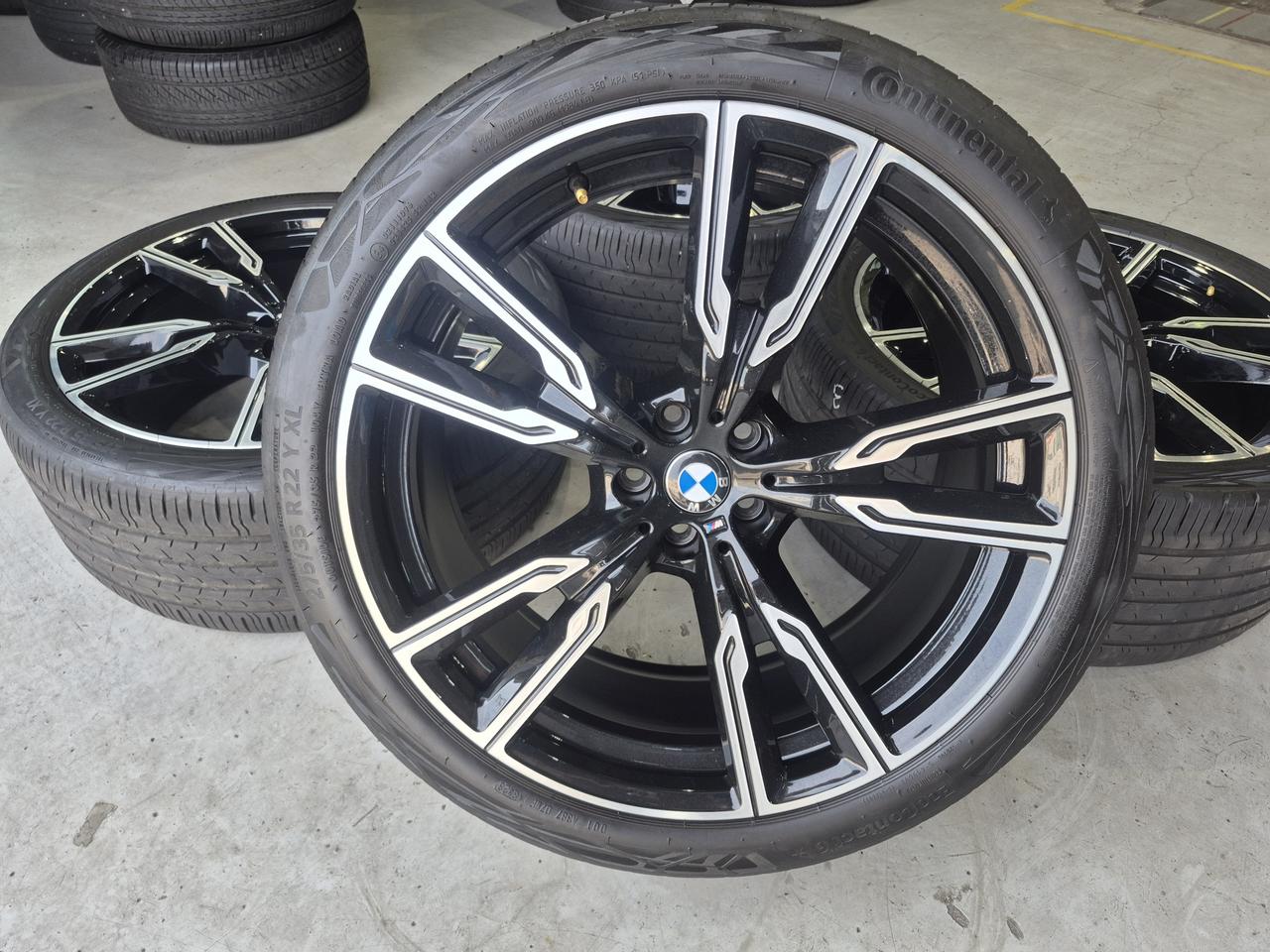 [판매] BMW X5 / X6 747M 22인치 순정 휠타이어 세트