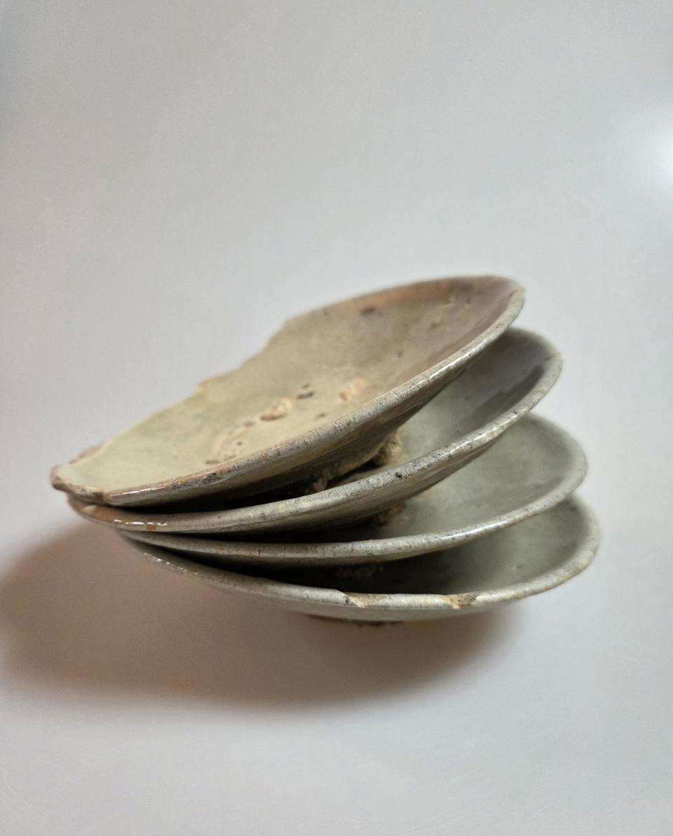 고미술품 조선전기 분청사기 무안지역 반덤벙접시도편