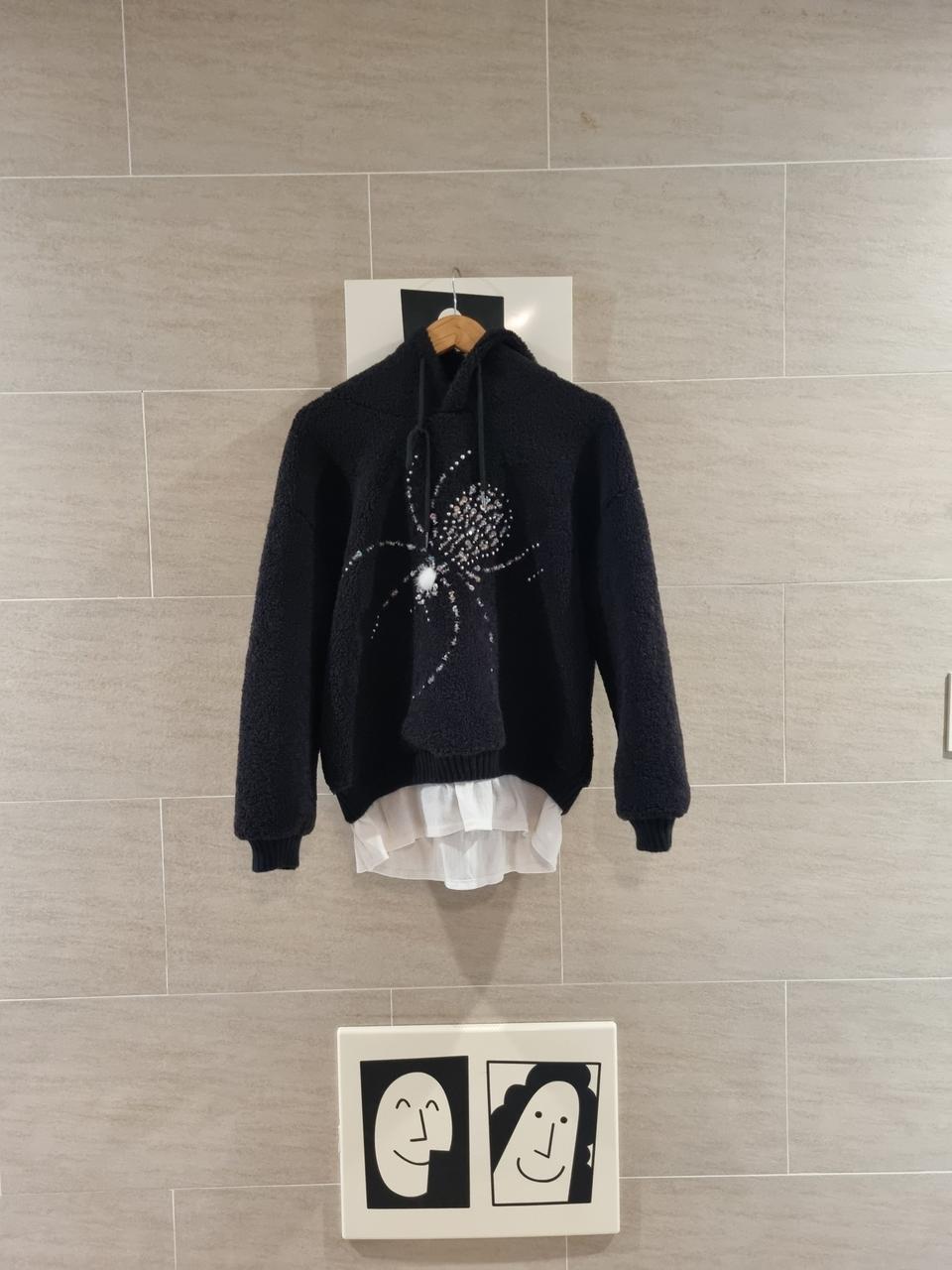 스파이더 반짝장식 뽀글이 후드T