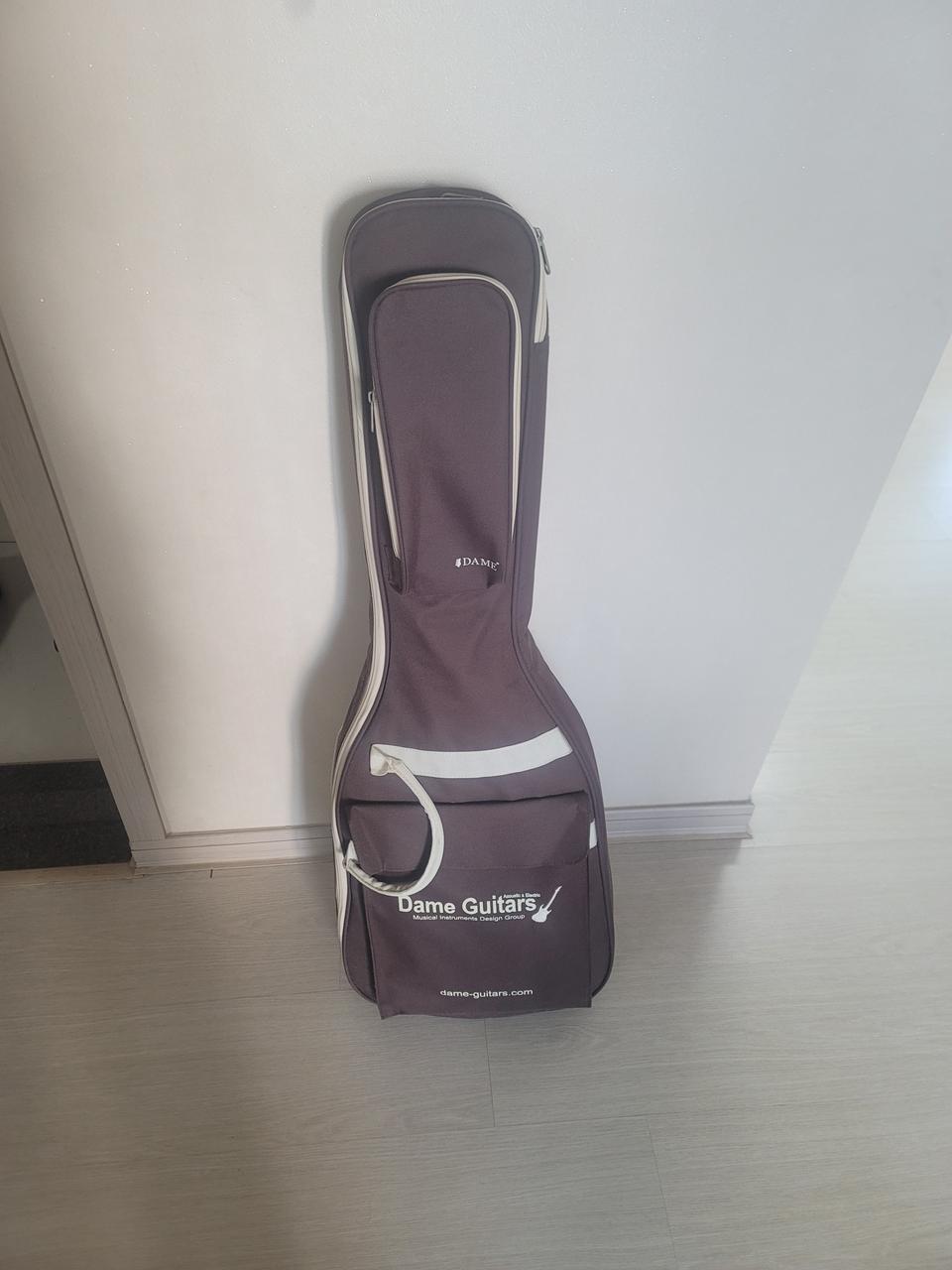 Dame Neo Classicism 일렉기타