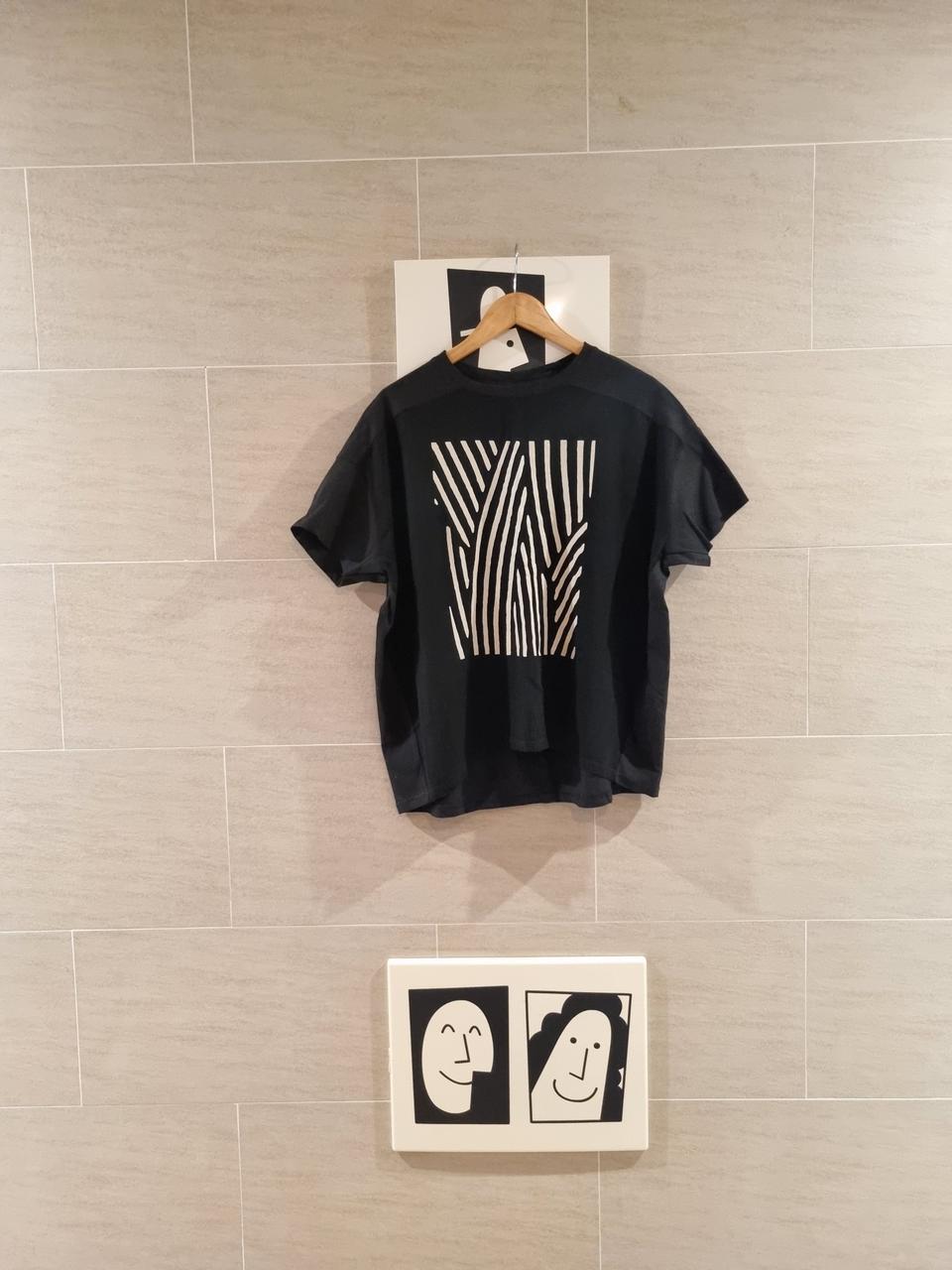 언발런스한~세련되고 고급스런 T