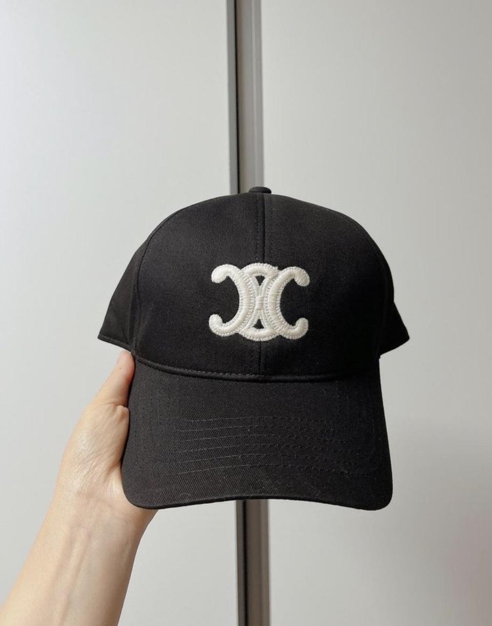 셀린느 볼캡 모자 새상품