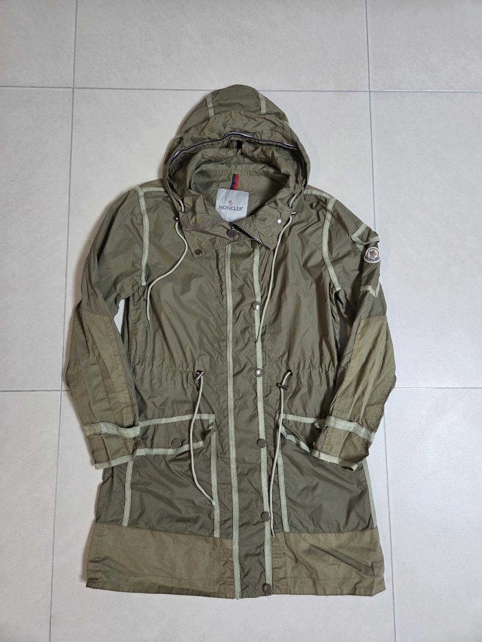 몽클레어 여성 롱바람막이 55