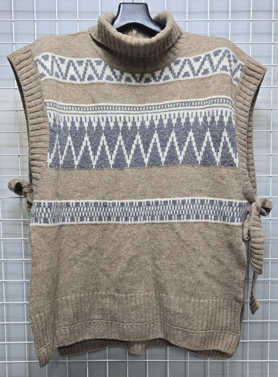 써스데이아일랜드 모 니트 베스트