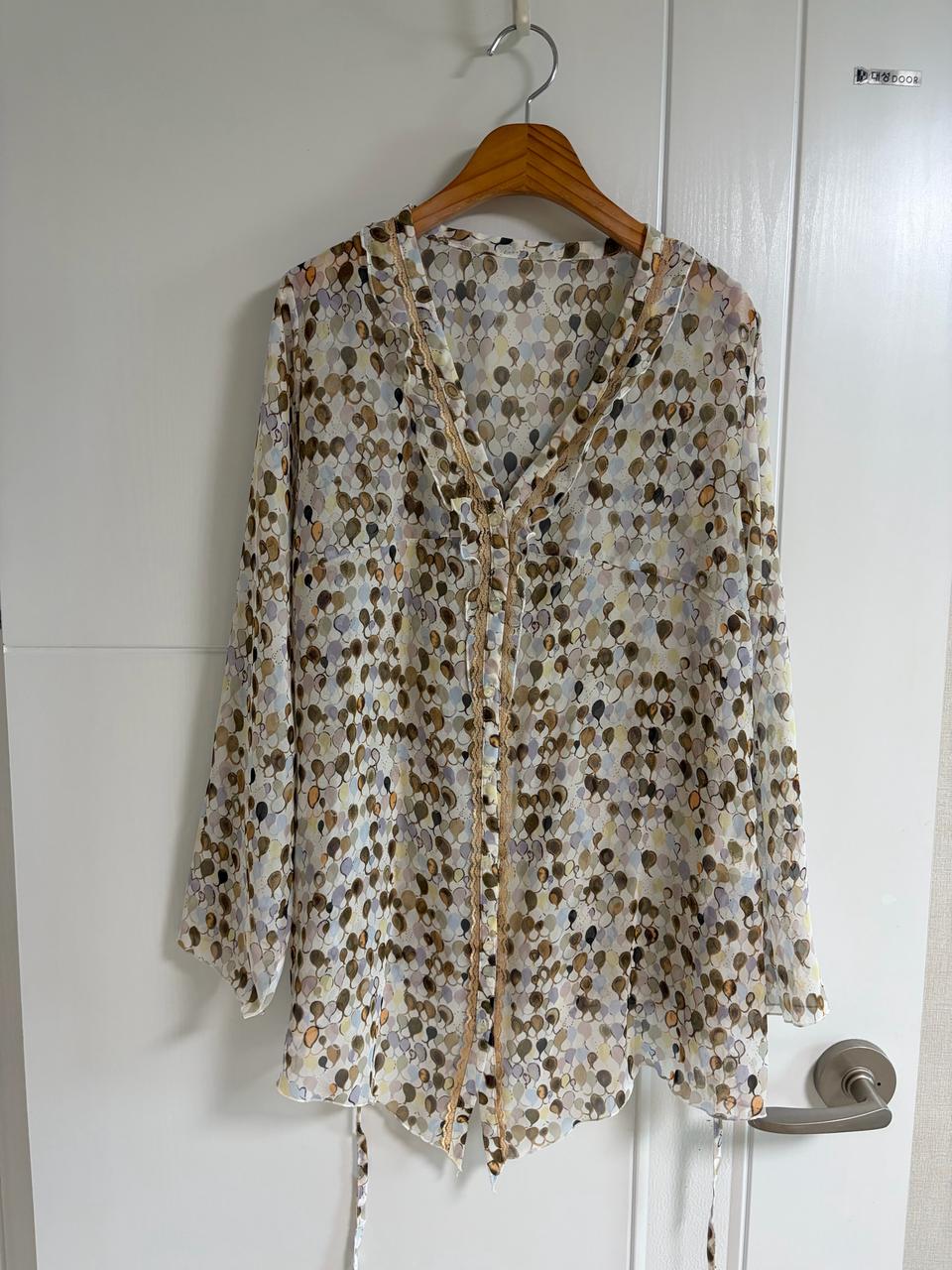 (일본 수입 빈티지)블라우스 긴팔 브이넥 레이스 쉬폰 시스루 리본끈 L