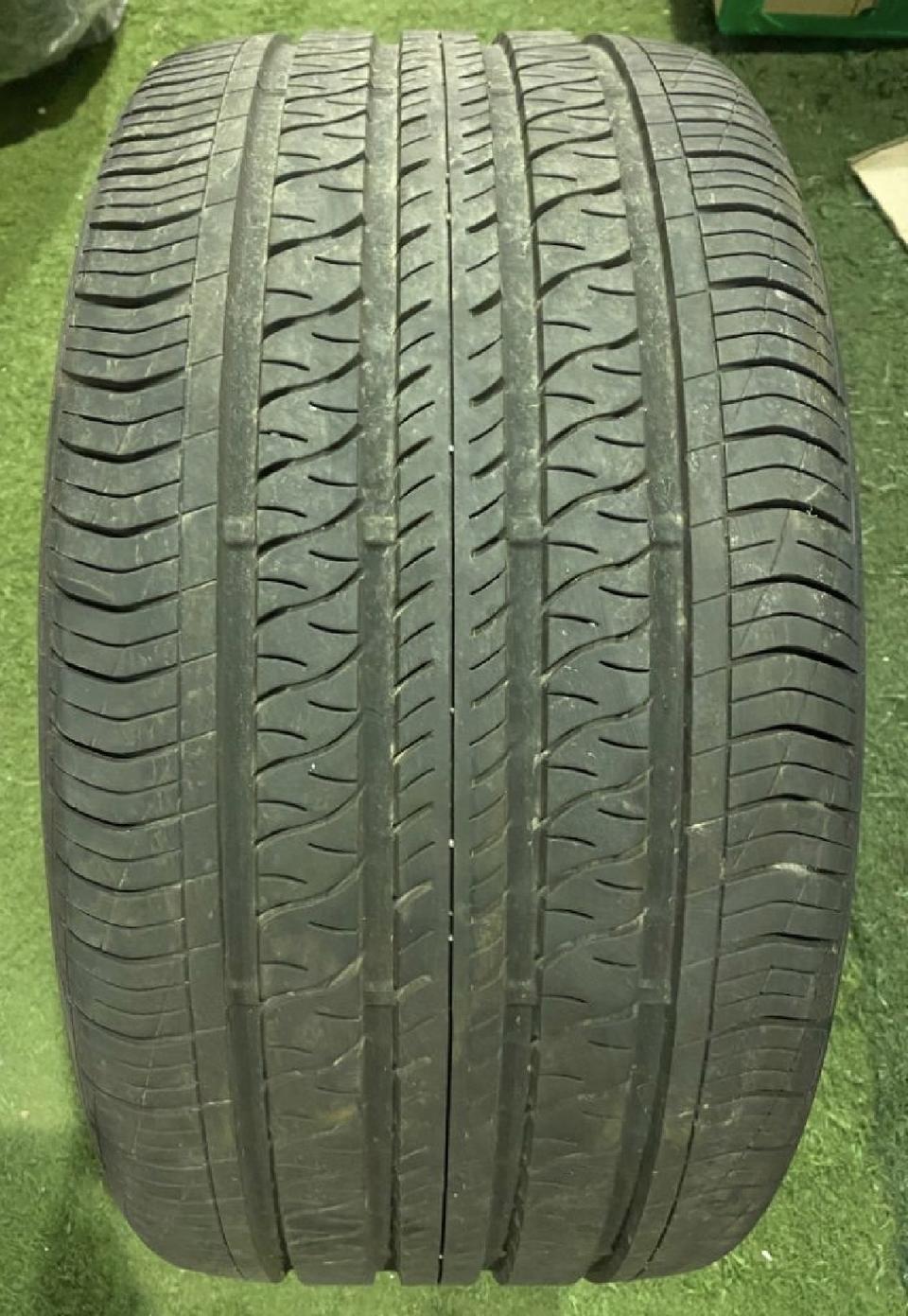 컨티넨탈 285-40-20 중고 딱 1개
