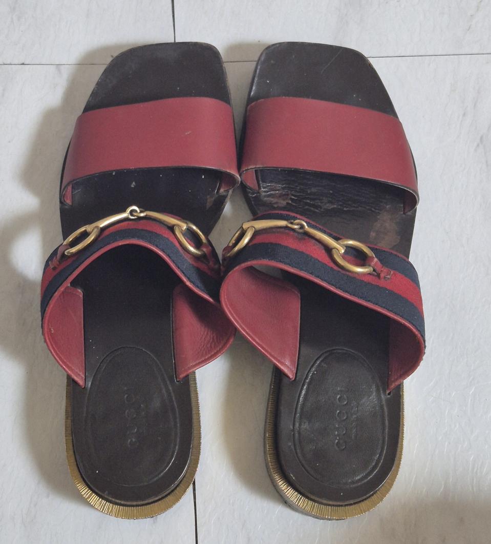 구찌 쿼렐 홀스빗 샌들 (여성)36