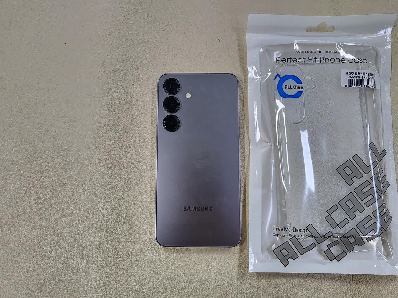 갤럭시25 256G  무잔상 상태최상 ^^