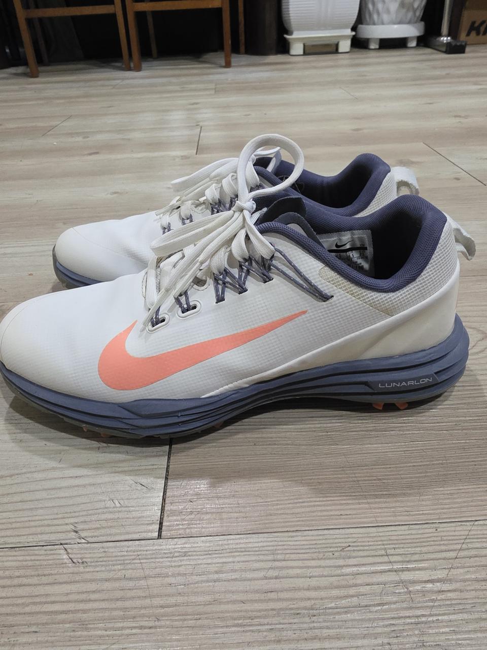나이키 루나 커멘드2 골프화 230mm