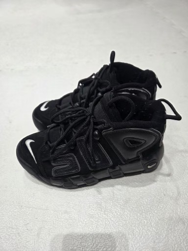 슈프림x나이키 에어모어 업템포 올블랙(235)