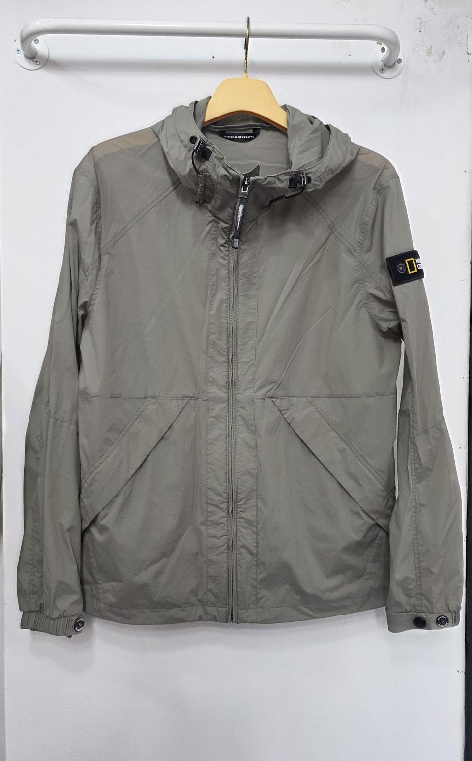 내셔널지오그래픽 남성 바람막이