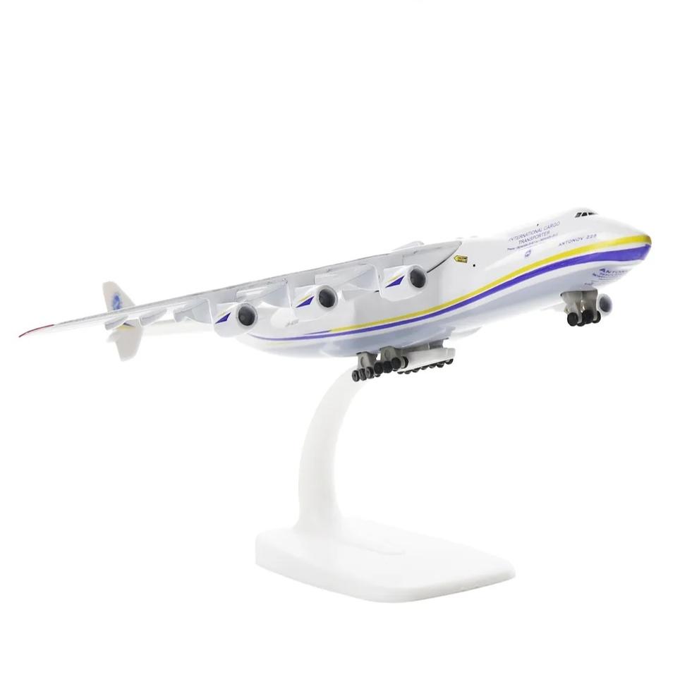 (금속) 안토노프 AN-225 수송기 모형(피규어) 팝니다.