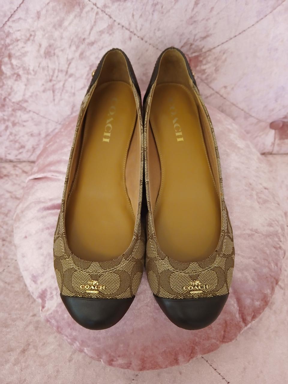 정품 > 코치 플랫