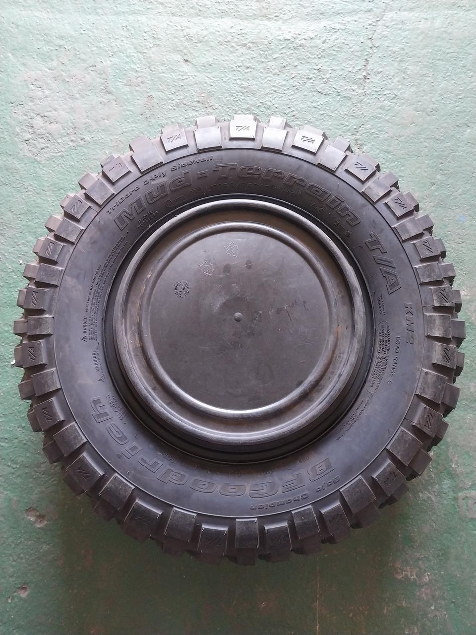 255 75 17mt타이어 1개