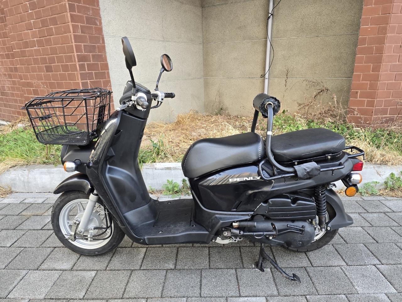 부산에서 2019년식 혼다 벤리 110 판매합니다.