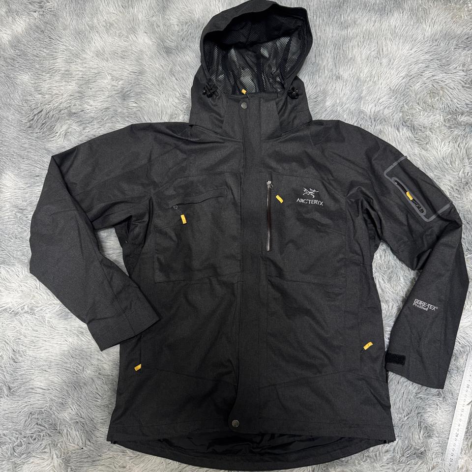 아크테릭스 고어텍스 바람막이 XL사이즈