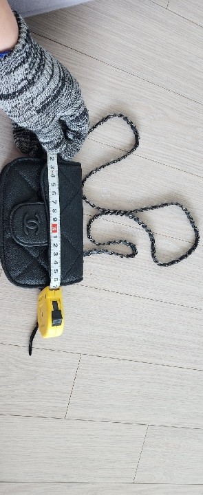 샤넬 블랙 퀼팅 미니 크로스백