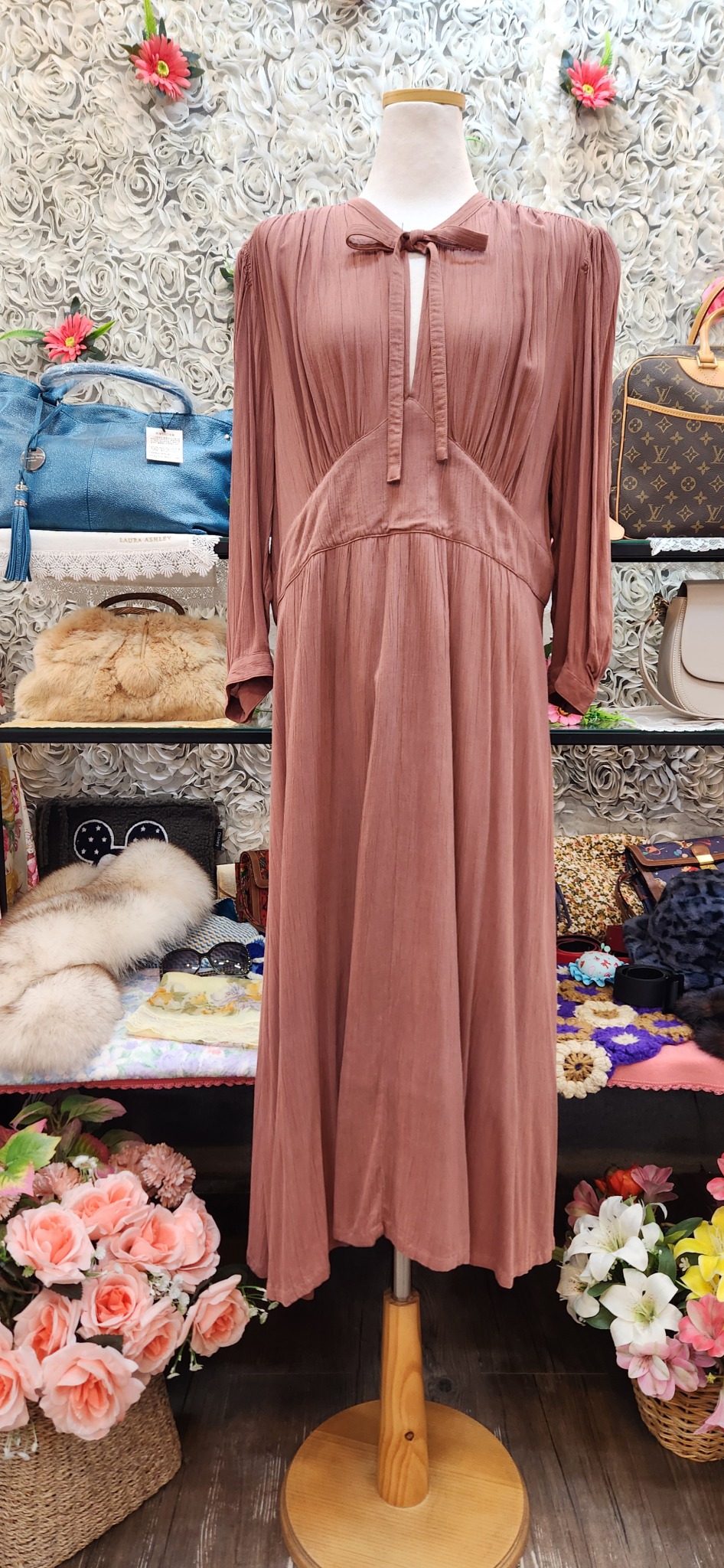 유니클로 얌전한 롱원피스 (66 77)