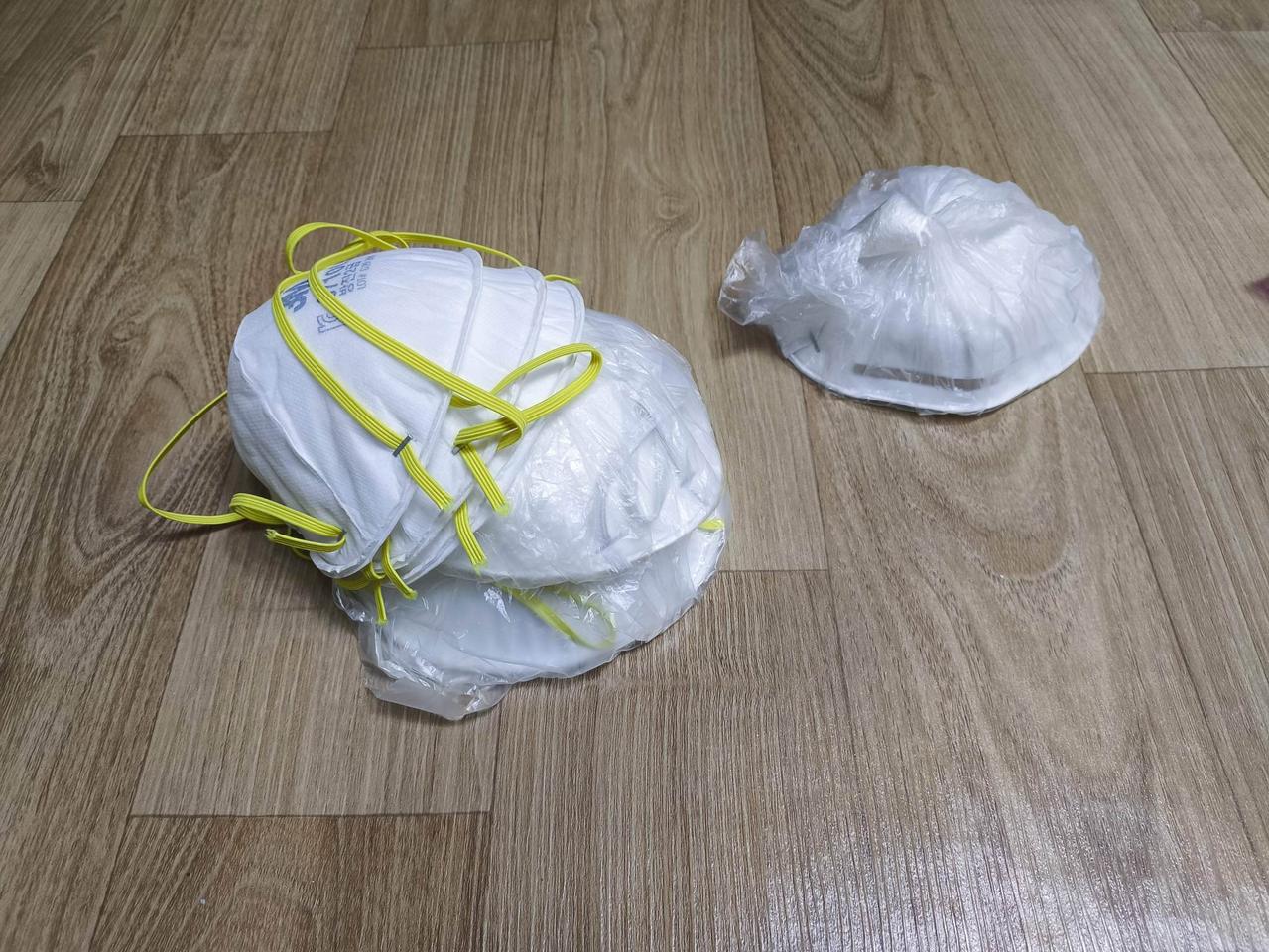 3M 8710L 방진 마스크 2급 4개묶음일괄3M 8710L 방진 마스