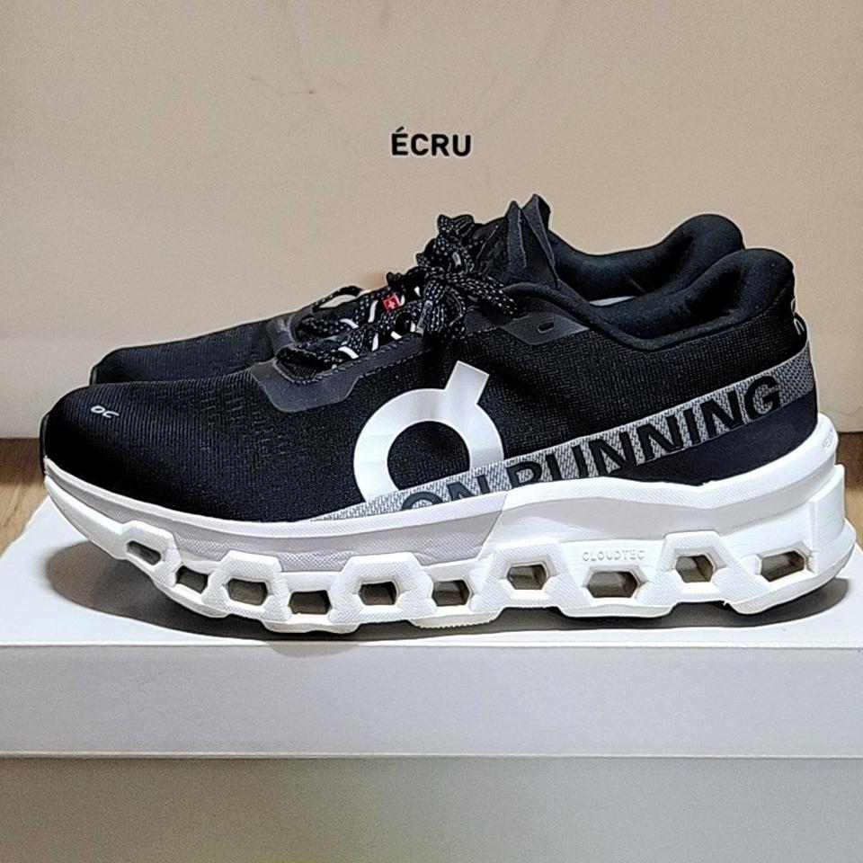 온러닝 275 클라우드 몬스터2 블랙 프로스트