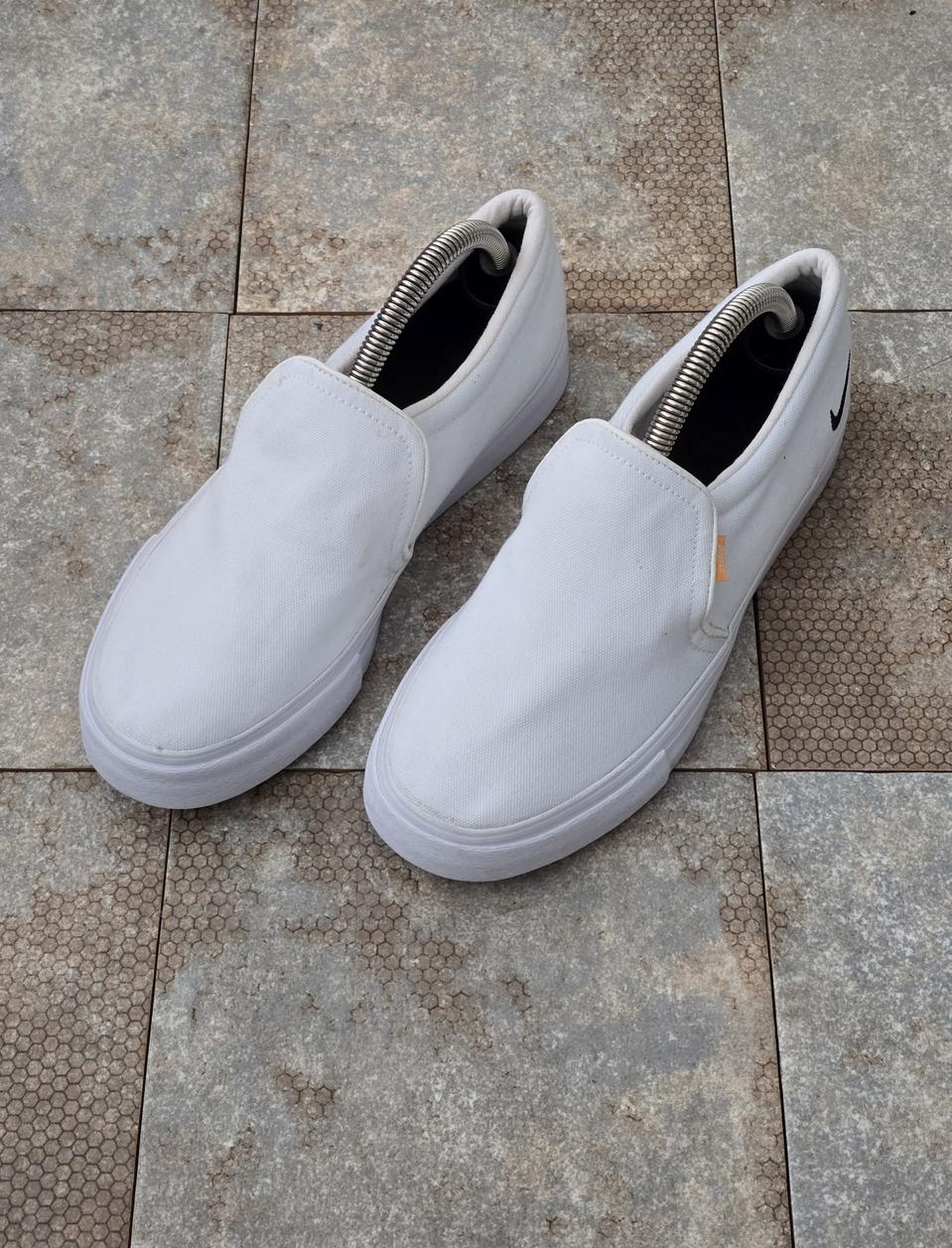 (235)나이키 코트 로얄 ac 슬립온 스니커즈