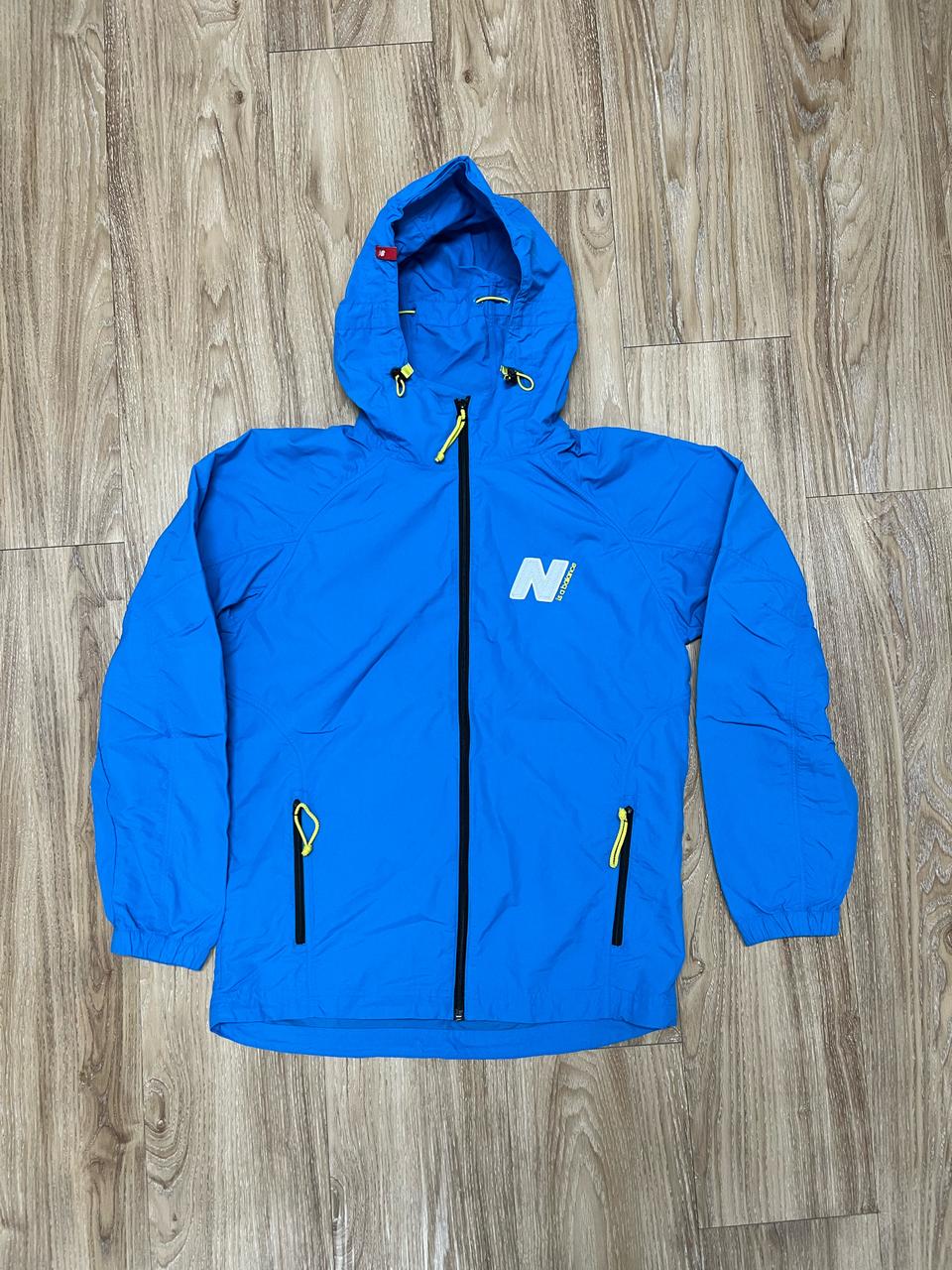 뉴발란스 바람막이 95