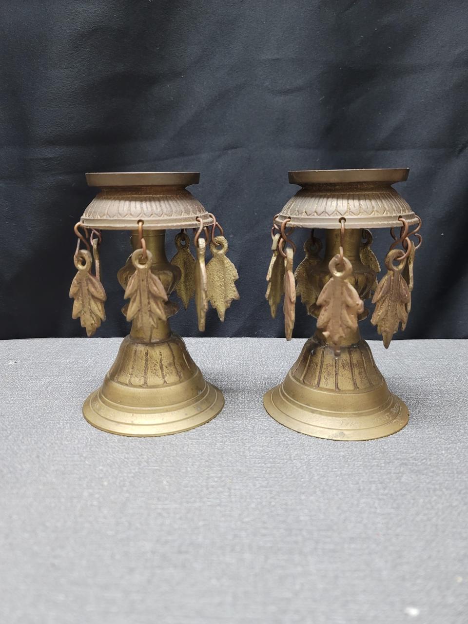 황동 나뭇잎 촛대 2점