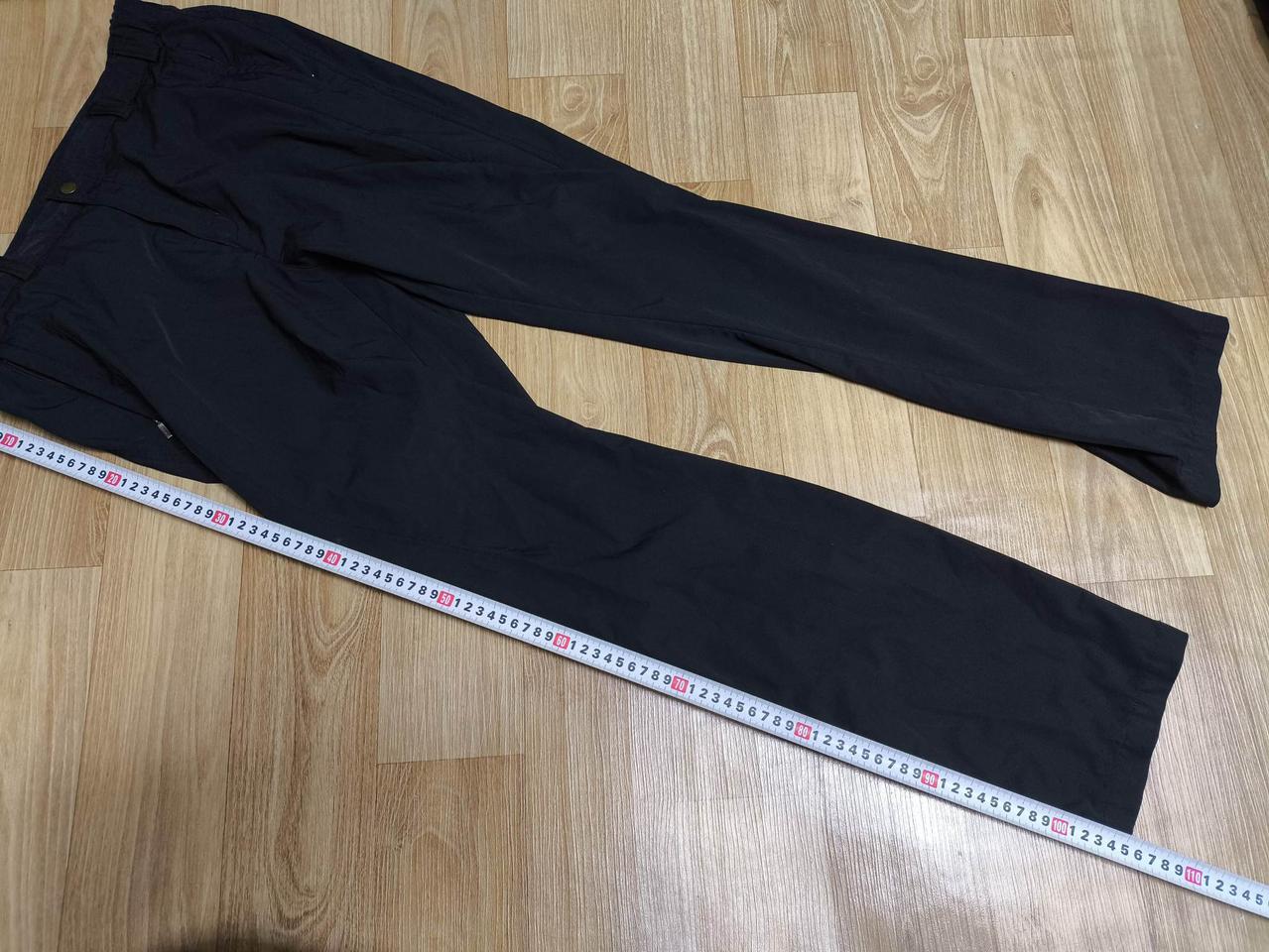 MOUNTAIA 검정색 바지입니다사이즈는 86cm이고