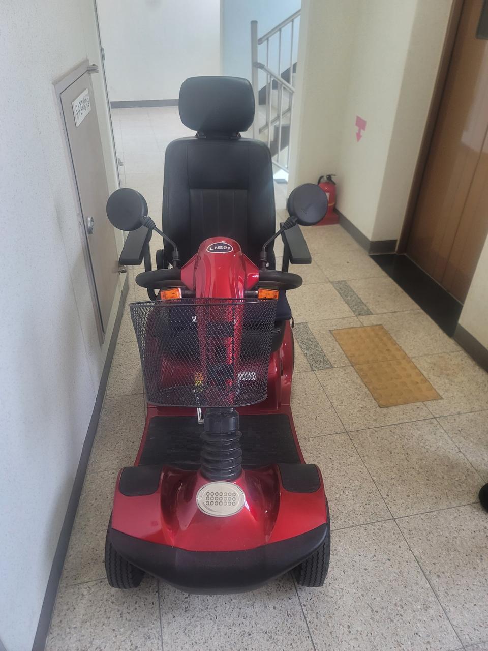 2023 케어라인 나드리210 전동 스쿠터