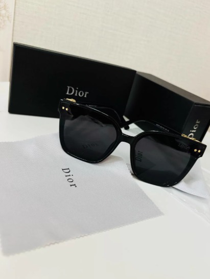 디올 선글라스