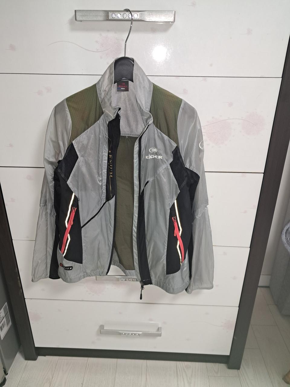 아이더여름등산자켓 S사이즈