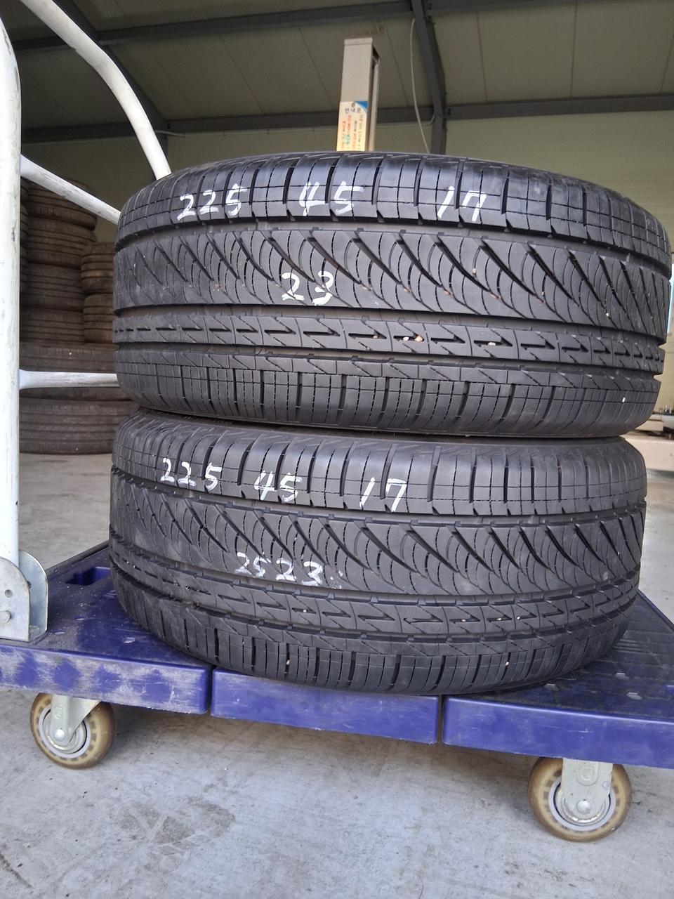 브릿지스톤 (90%이상급) 2254517 중고타이어 2개