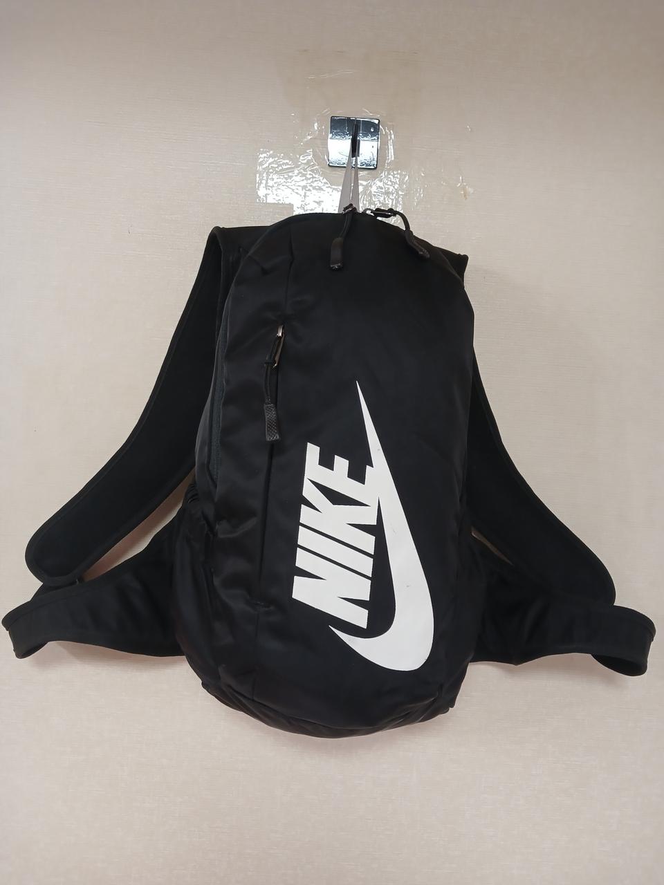 나이키 엘리멘탈 백팩