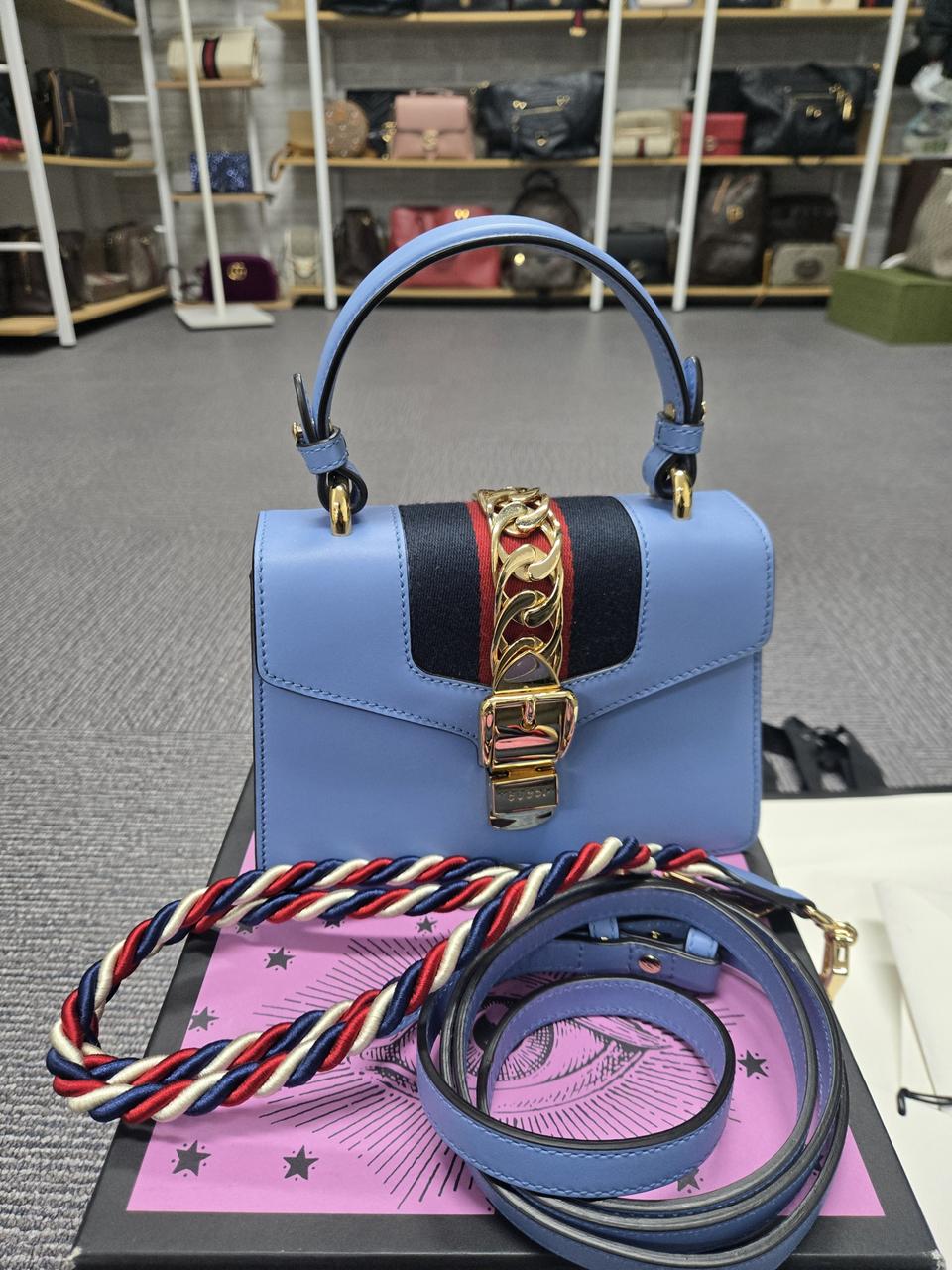 [특가][정품] 구찌 실비백 블루