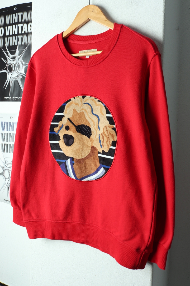 W(F) 비욘드클로젯 맨투맨 티셔츠 빅로고 레드 댕댕이-17CAA