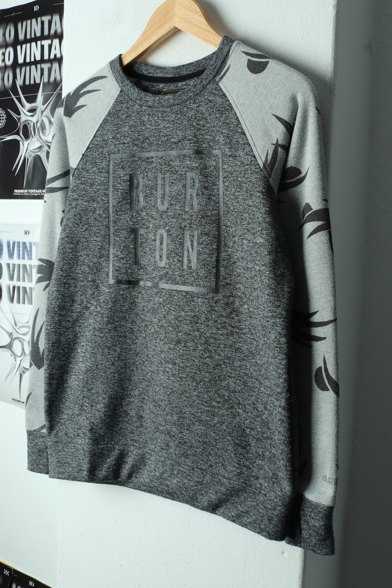 (S) 버튼 맨투맨 티셔츠 나그랑 그레이 스트릿-17CAF