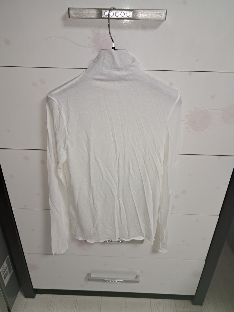 새상품. 얇은반목폴라 2벌