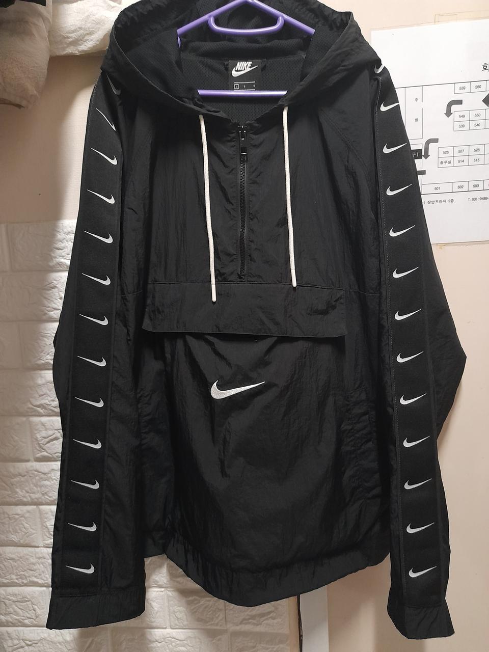 나이키 빅스우시 아노락 윈드러너-L