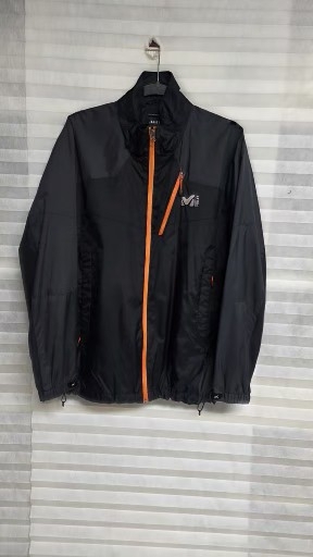 남성 밀레 바람막이 블랙