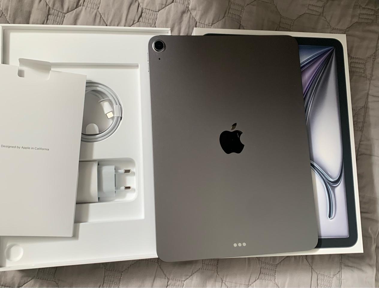 아이패드에어7 11 M3 128기가 와이파이 풀박스 새거급