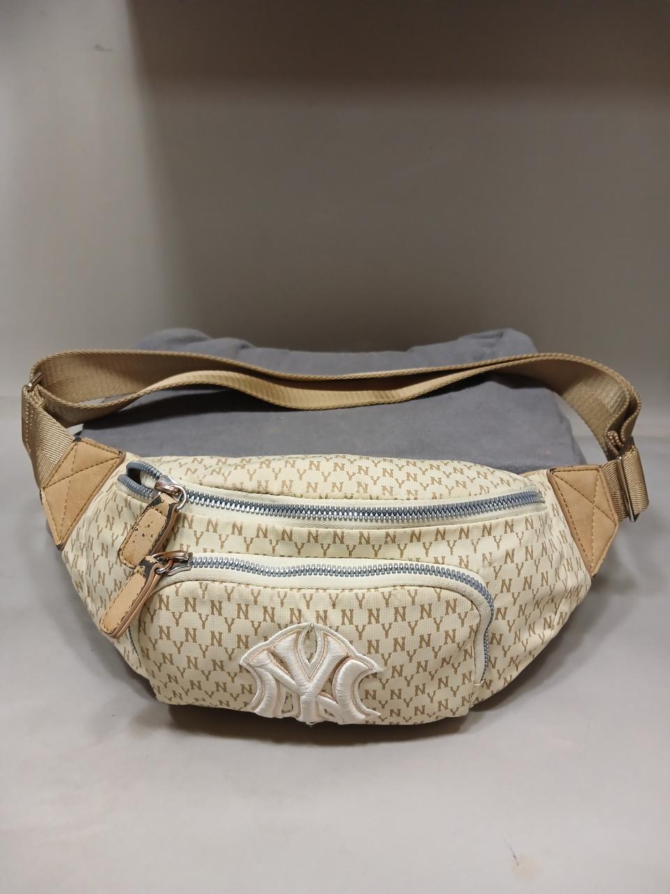 MLB  뉴욕양키스 모노그램 힙색