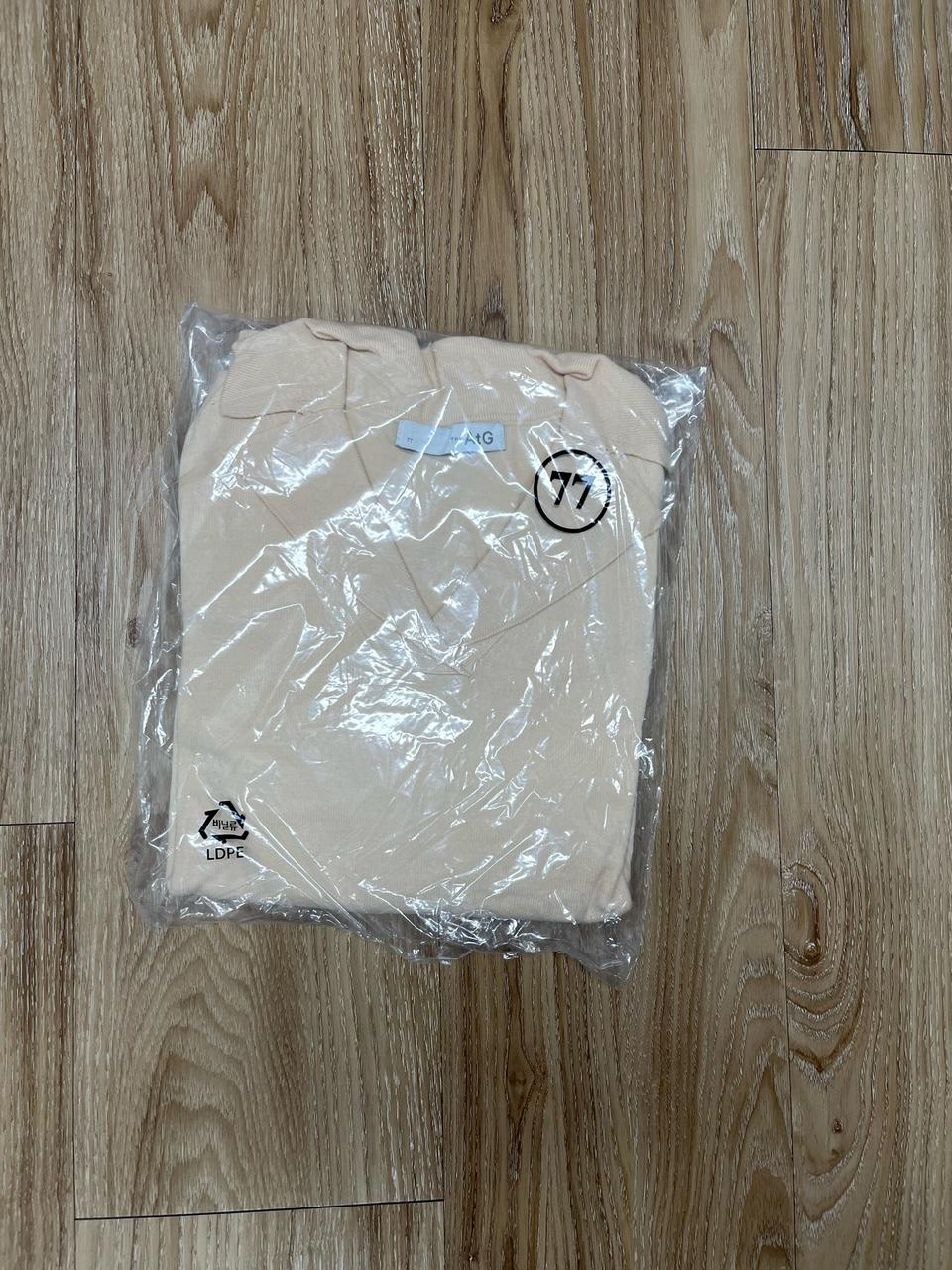 (새상품) 더엣지 카라넥 니트 77