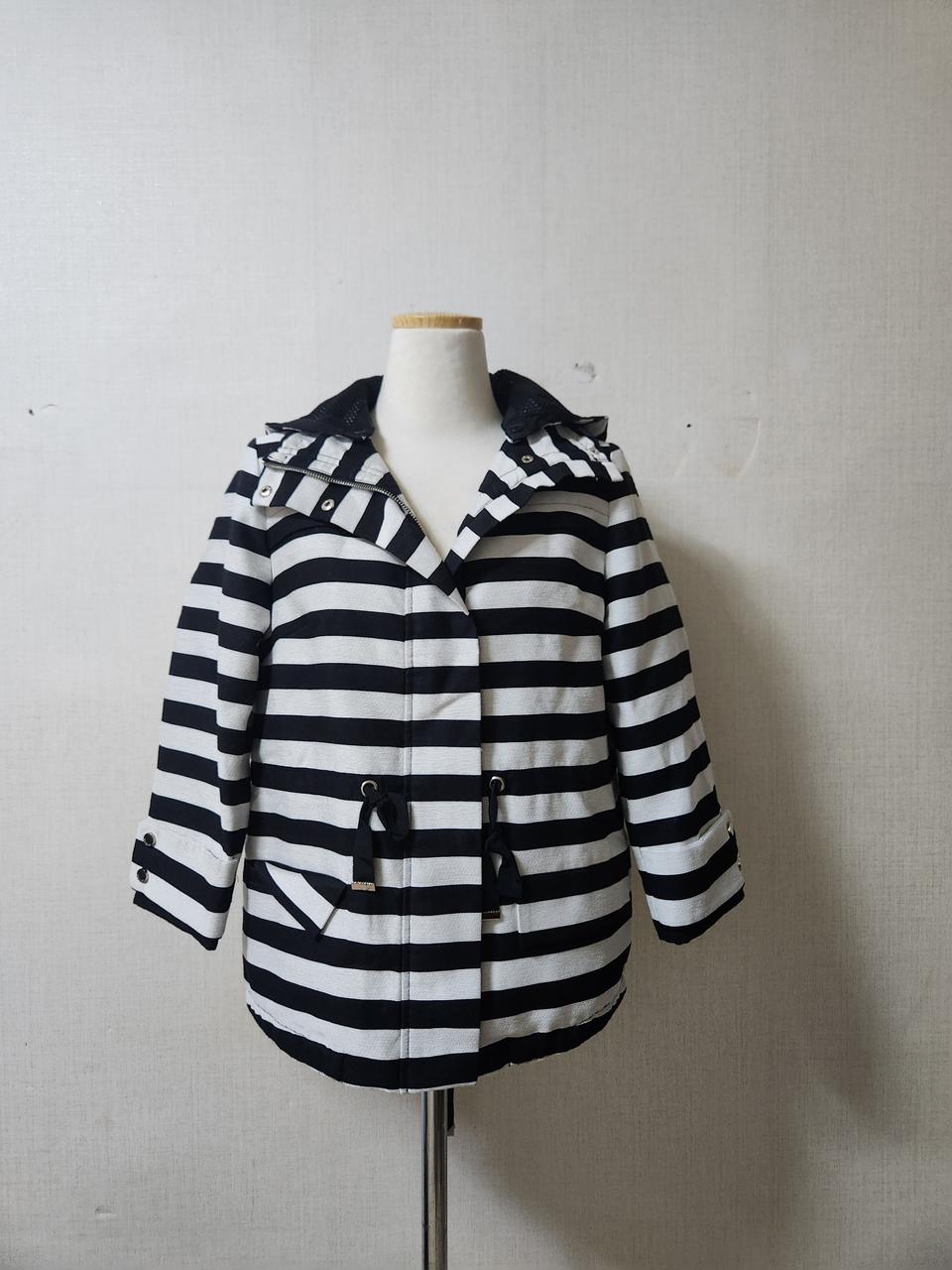 스트라이프 후드자켓