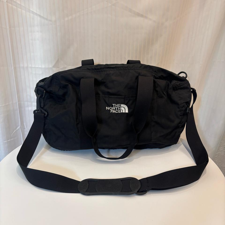 정품 노스페이스 더플 크로스백