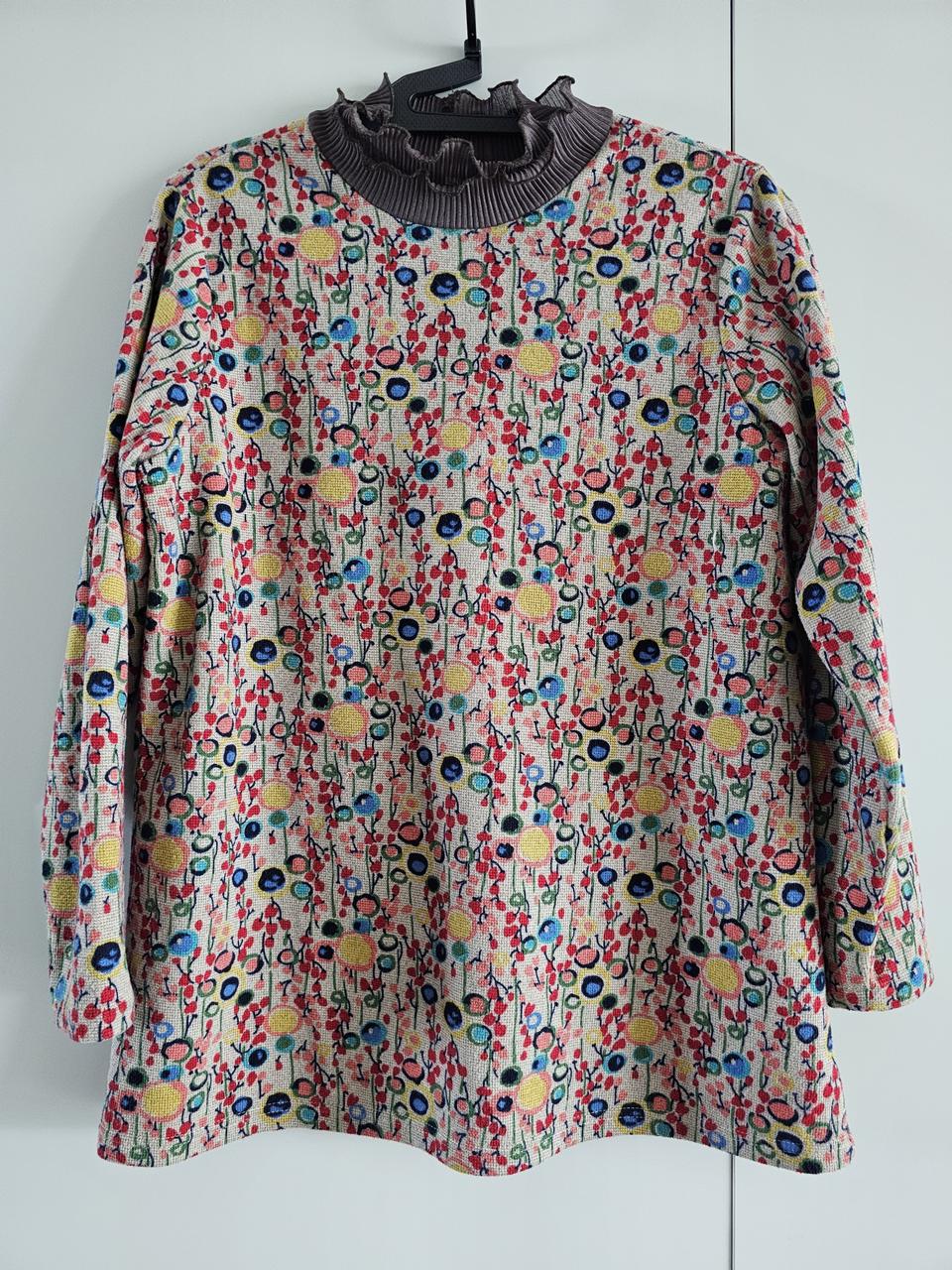 빈티지 패턴 프릴 블라우스 77