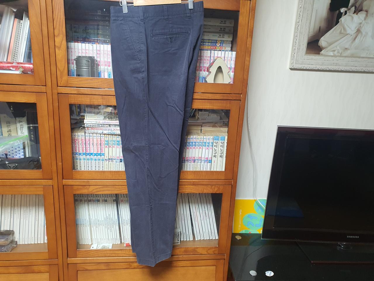 헨리코튼 네이비 면바지