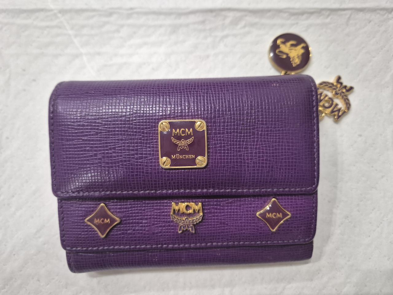 MCM 중지갑