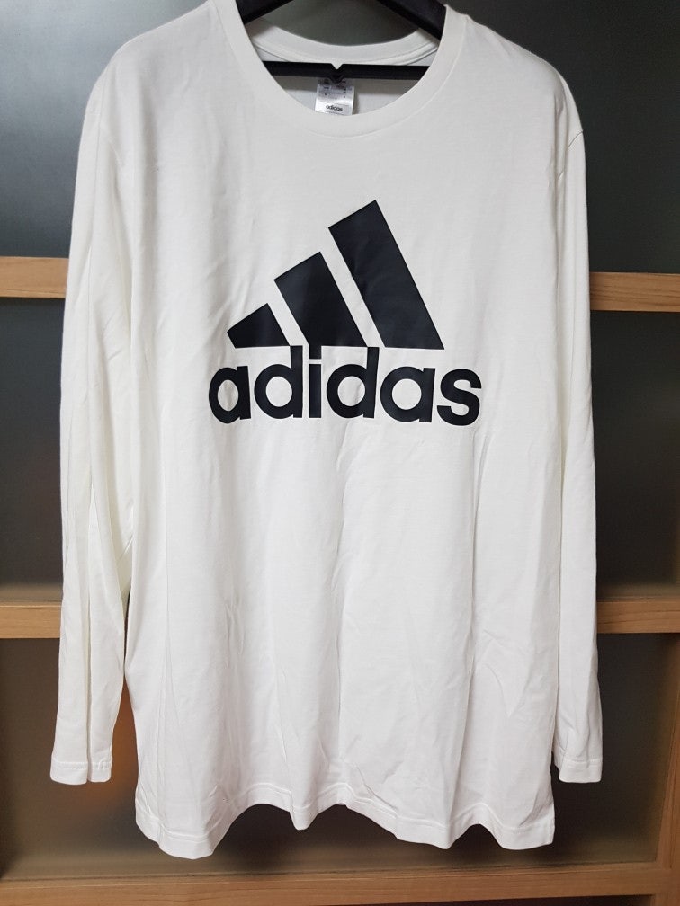 아디다스 빅로고 긴팔 티셔츠 3XL 팝니다